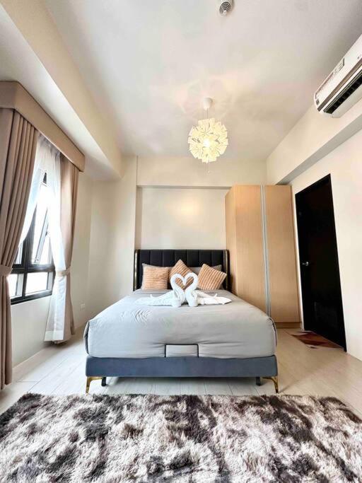 Airport Naia Terminal 3 Insane Interior Apartment Manila Exterior photo